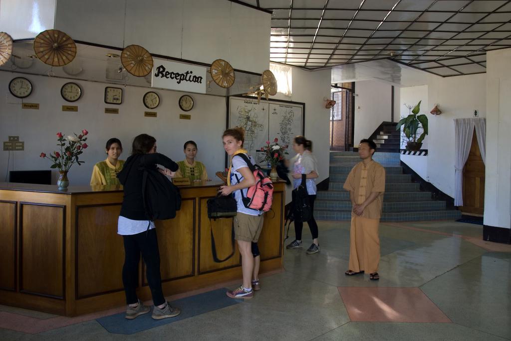 グローバル グレース ピンダヤ ホテル Pindaya エクステリア 写真